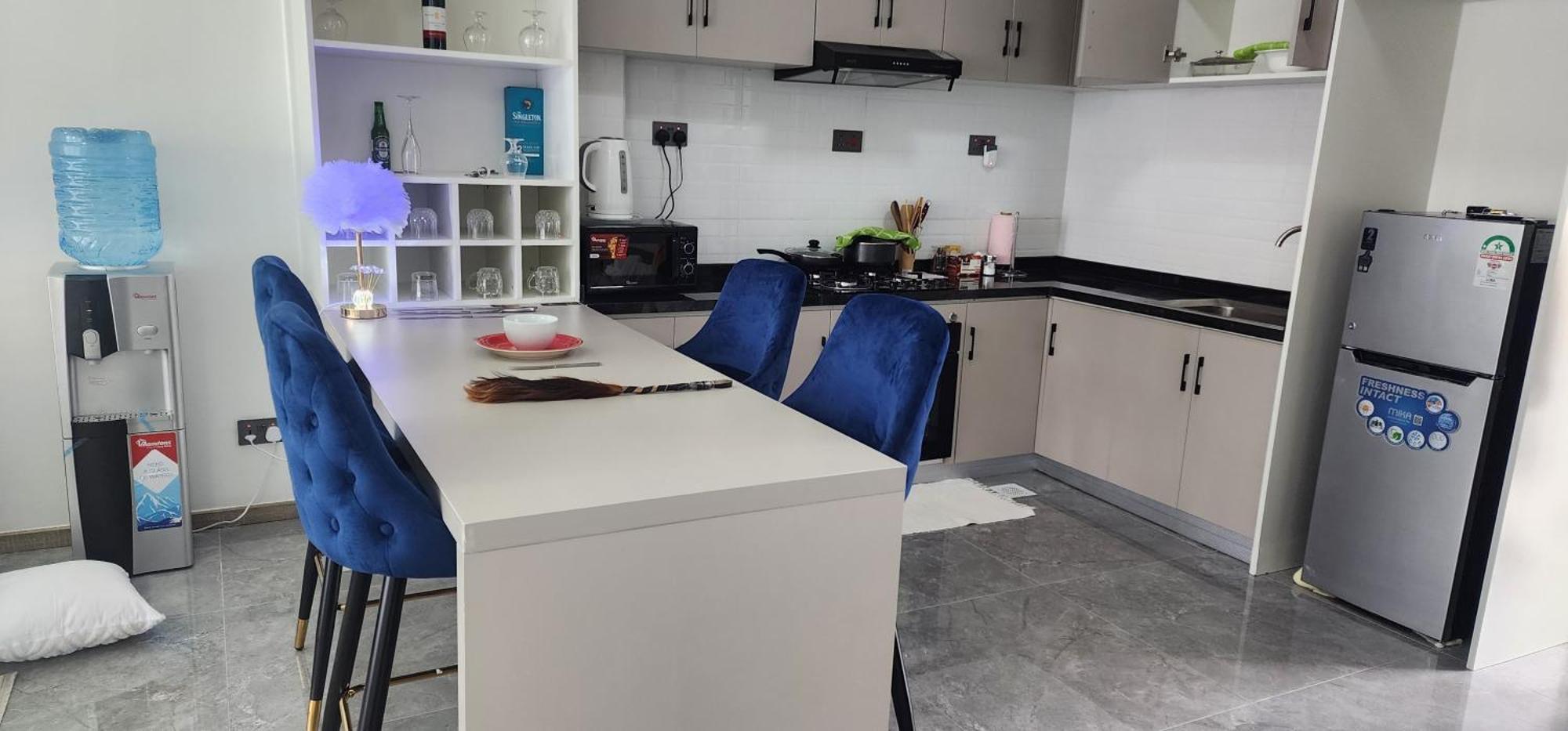 Himalaya Heights 2 Bedrooms Apartment-Kilimani Nairobi Buitenkant foto