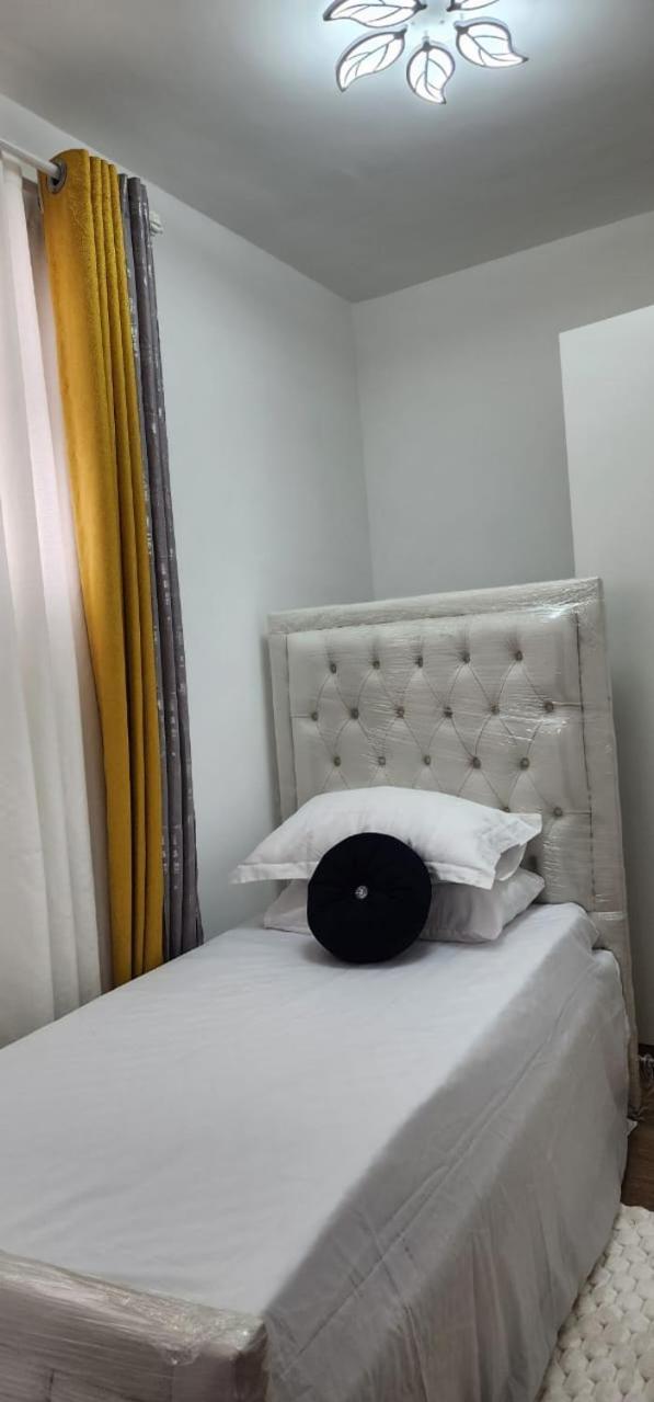 Himalaya Heights 2 Bedrooms Apartment-Kilimani Nairobi Buitenkant foto